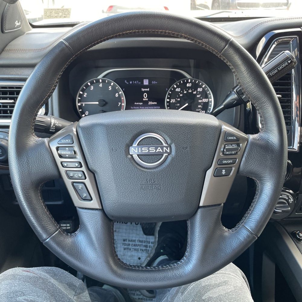 2023 Nissan Titan Platinum