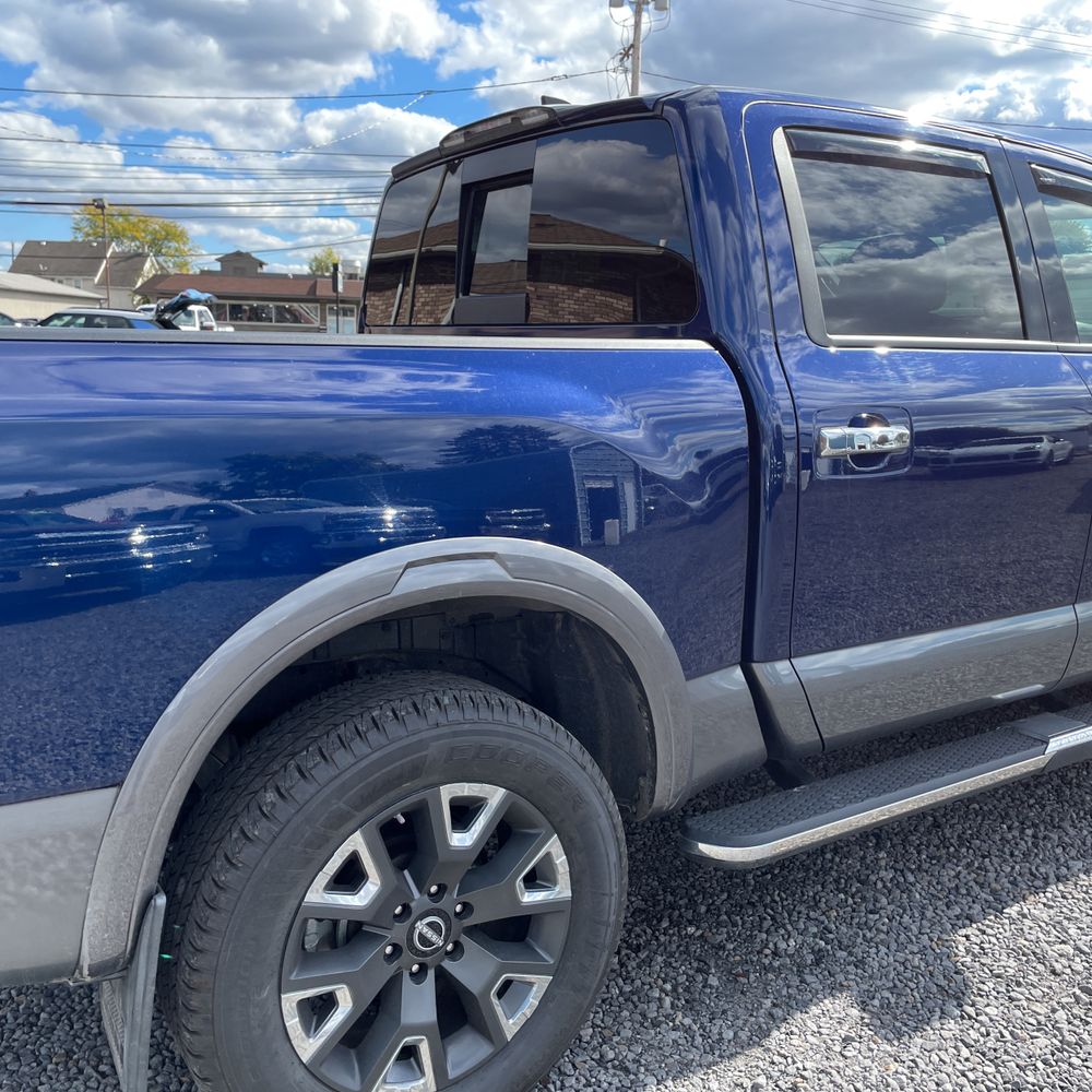 2023 Nissan Titan Platinum