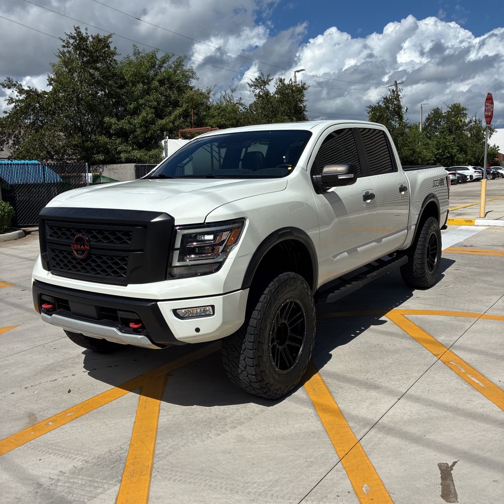 2023 Nissan Titan PRO-4X
