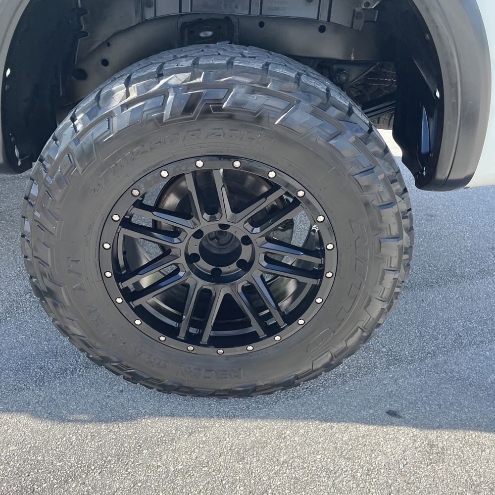 2023 Nissan Titan PRO-4X