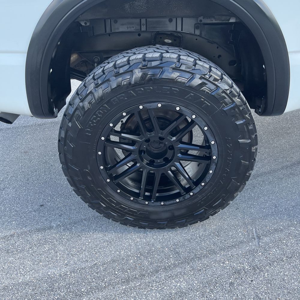 2023 Nissan Titan PRO-4X