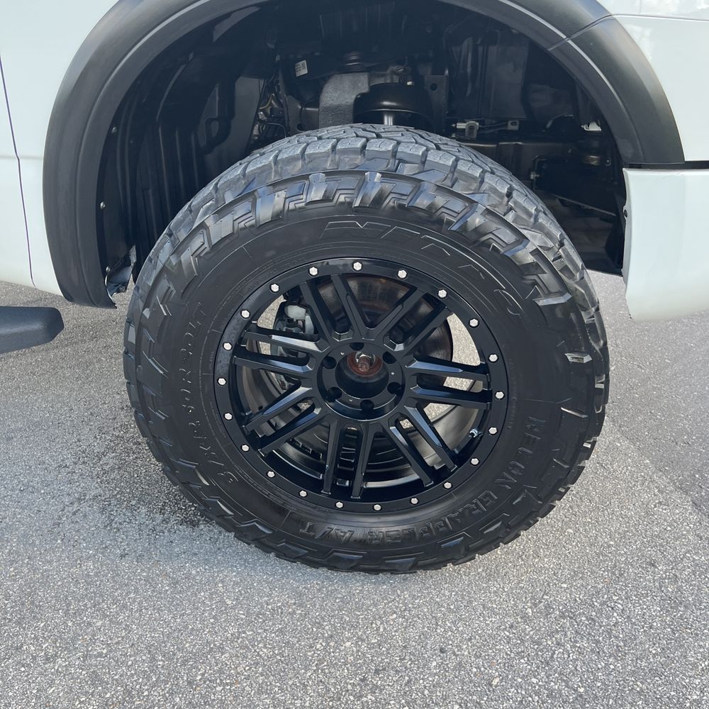2023 Nissan Titan PRO-4X