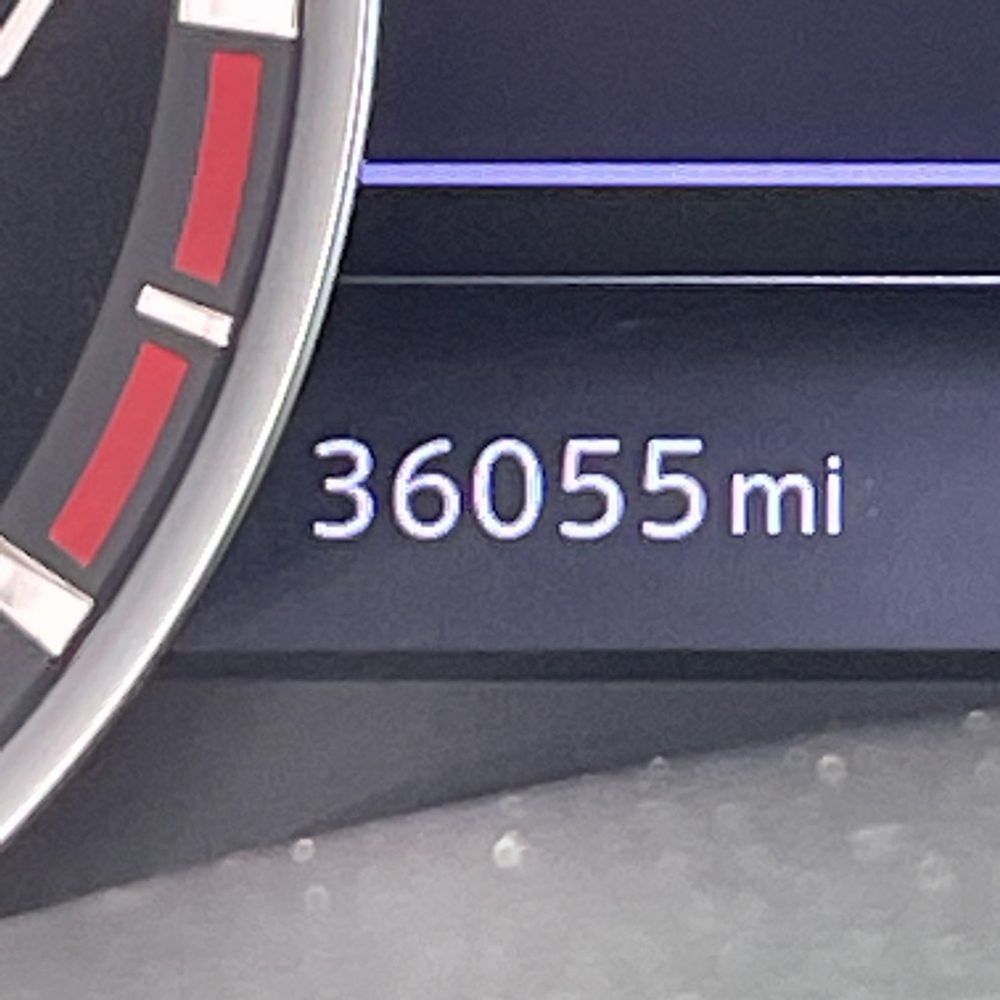 2023 Nissan Titan SV