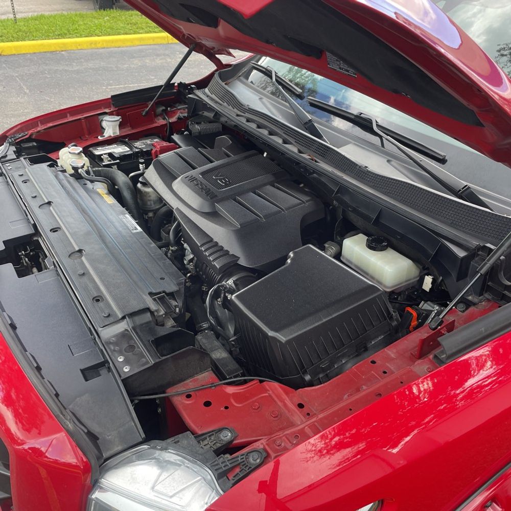 2023 Nissan Titan SV
