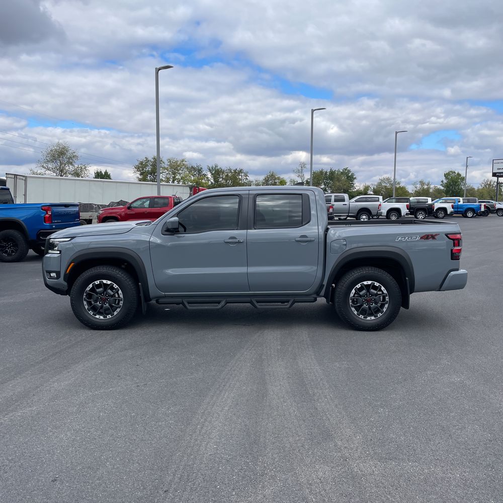 2025 Nissan Frontier PRO-4X