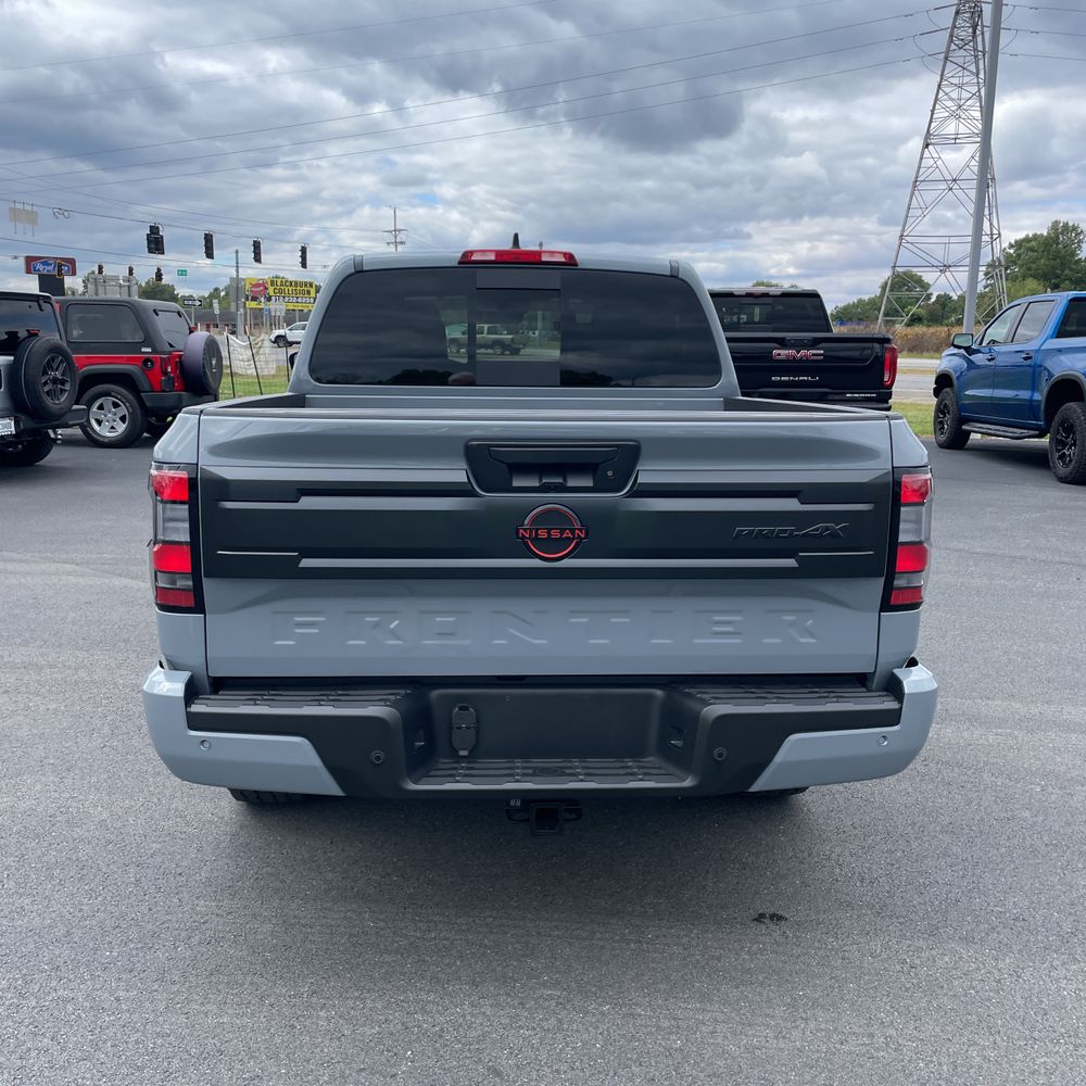 2025 Nissan Frontier PRO-4X