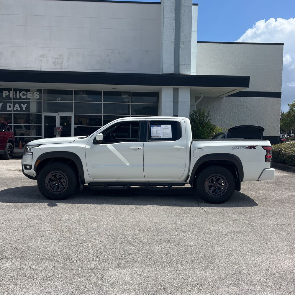 2025 Nissan Frontier PRO-4X