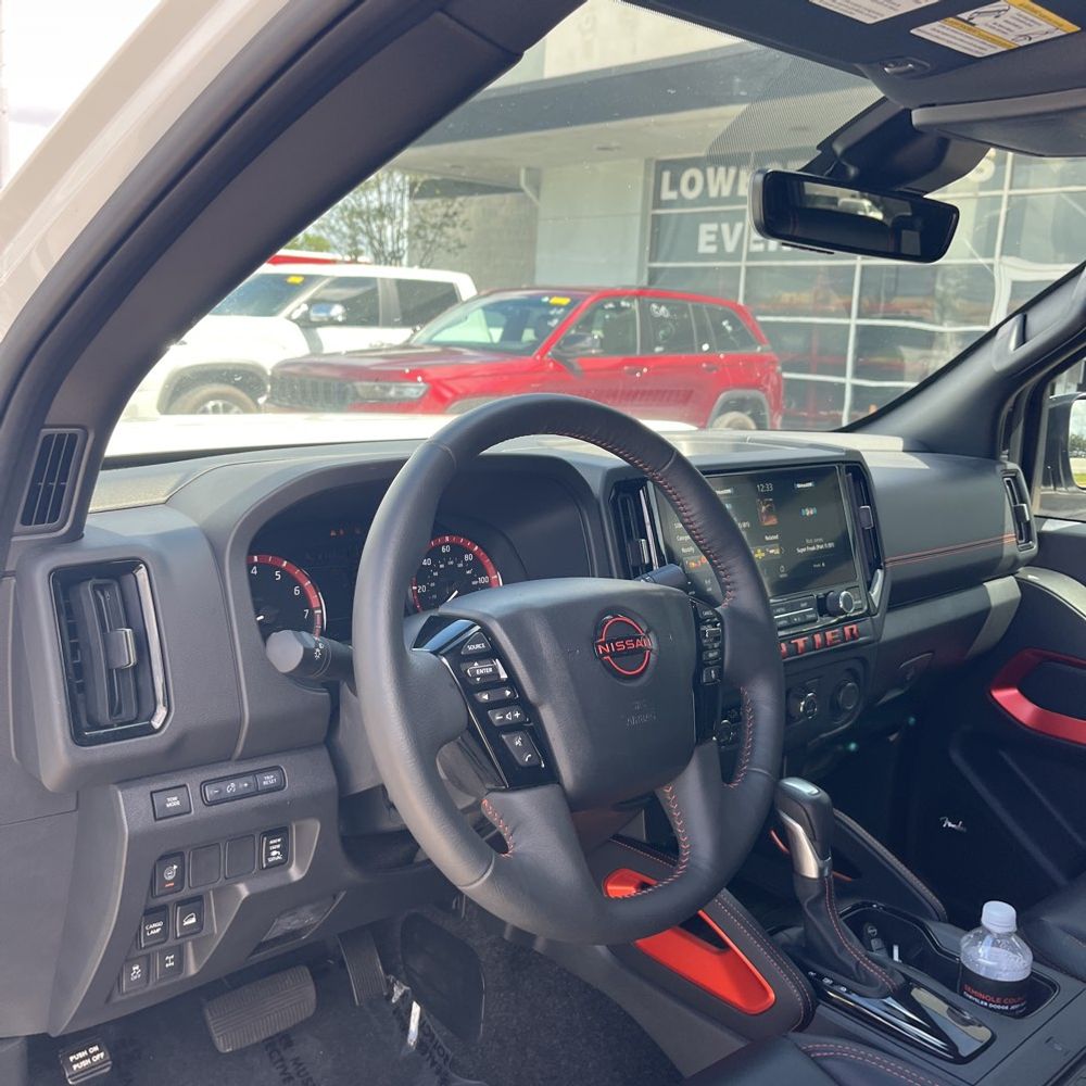 2025 Nissan Frontier PRO-4X