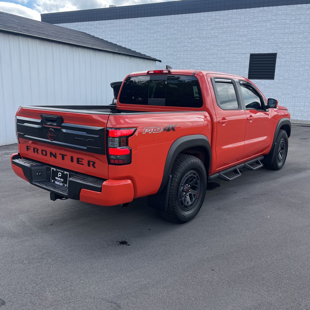 2025 Nissan Frontier PRO-4X