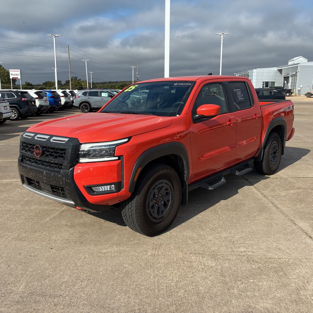 2025 Nissan Frontier PRO-4X