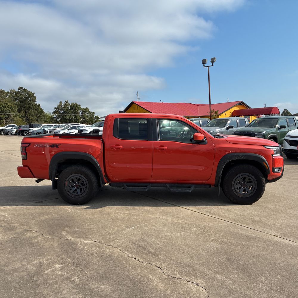 2025 Nissan Frontier PRO-4X