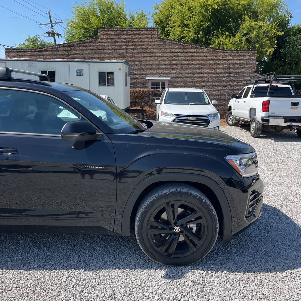 2026 Volkswagen Atlas Cross Sport SEL R-Line Black
