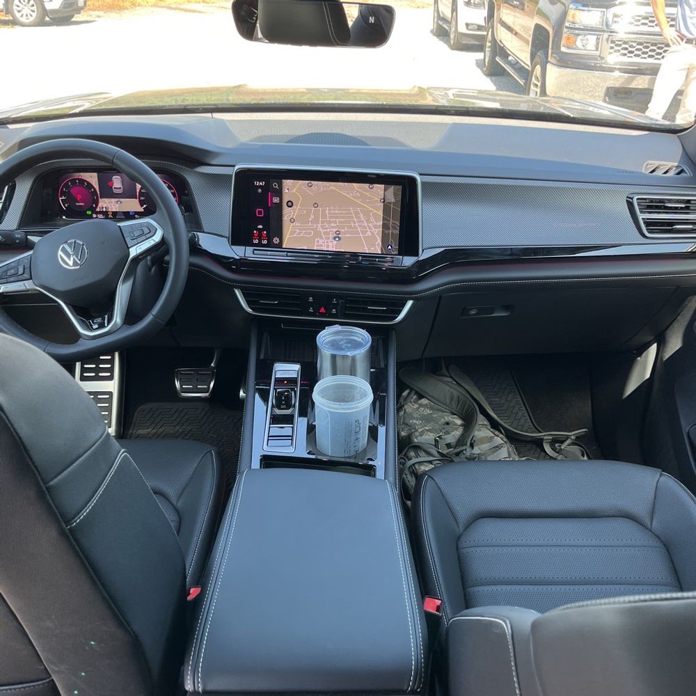 2026 Volkswagen Atlas Cross Sport SEL R-Line Black