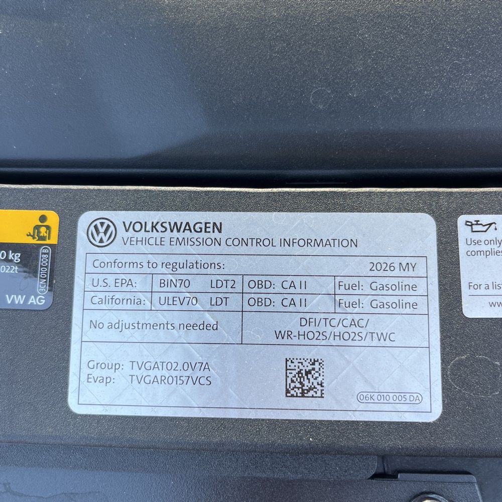 2026 Volkswagen Atlas Cross Sport SEL R-Line Black