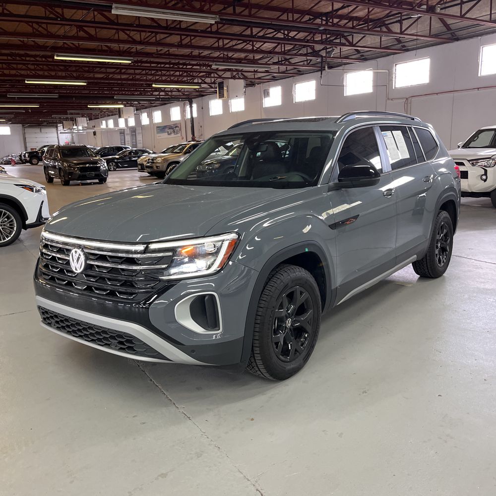 2025 Volkswagen Atlas Peak Edition 4Motion