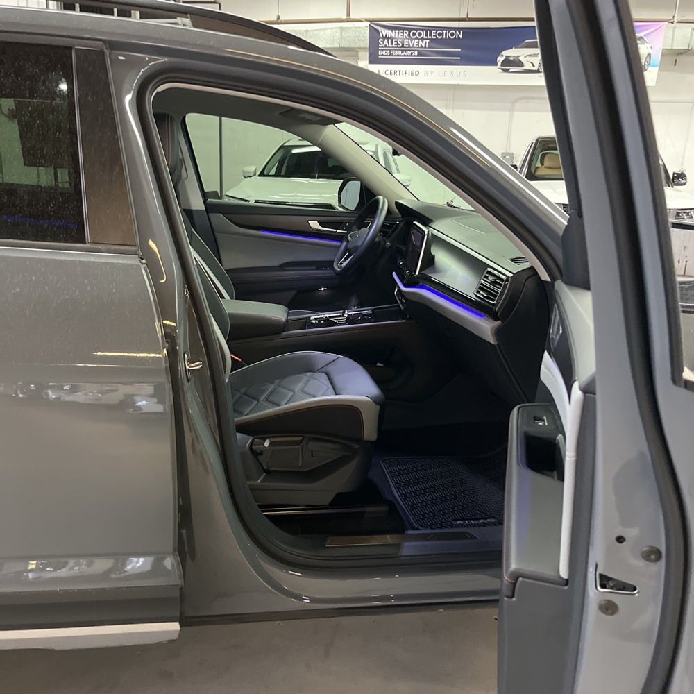 2025 Volkswagen Atlas Peak Edition 4Motion