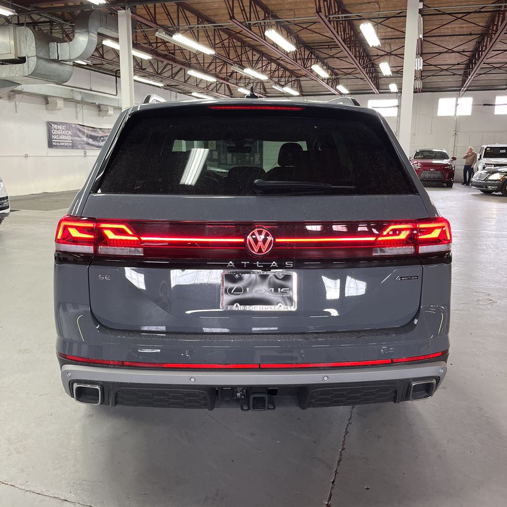 2025 Volkswagen Atlas Peak Edition 4Motion