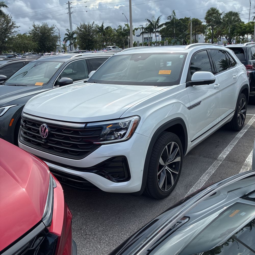 2024 Volkswagen Atlas Cross Sport SEL Premium R-Line 4Motion