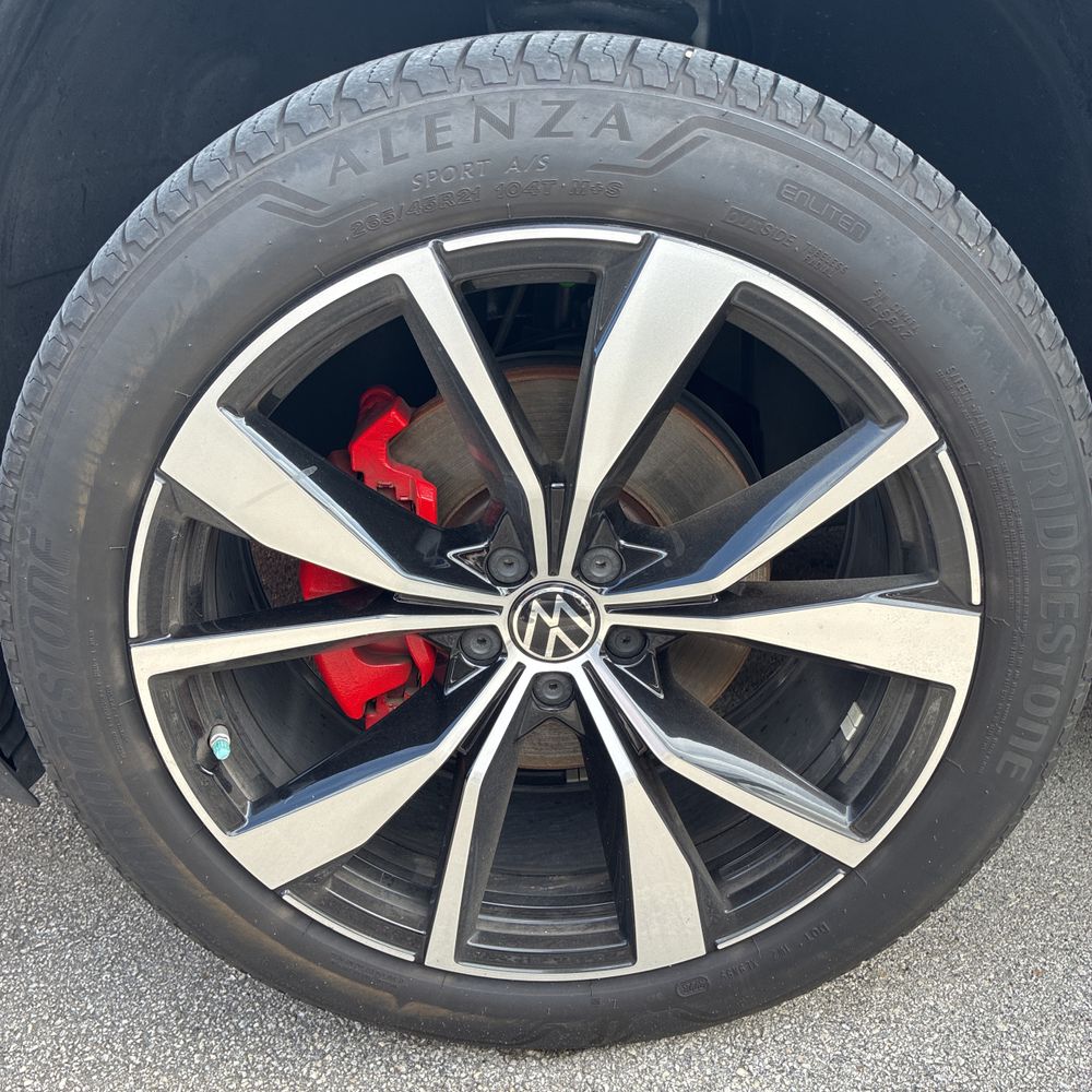 2024 Volkswagen Atlas Cross Sport SEL Premium R-Line 4Motion