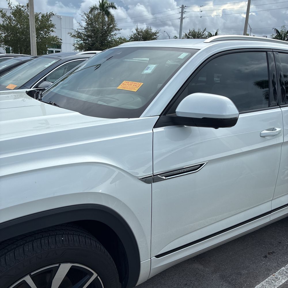 2024 Volkswagen Atlas Cross Sport SEL Premium R-Line 4Motion