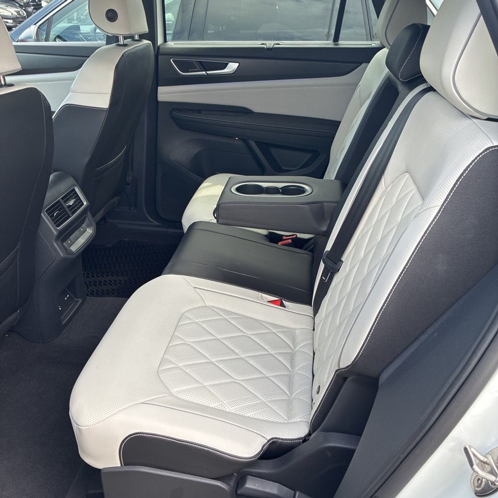 2024 Volkswagen Atlas Cross Sport SEL Premium R-Line 4Motion