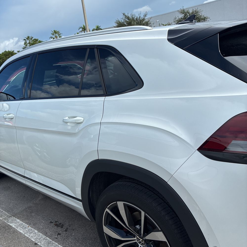 2024 Volkswagen Atlas Cross Sport SEL Premium R-Line 4Motion