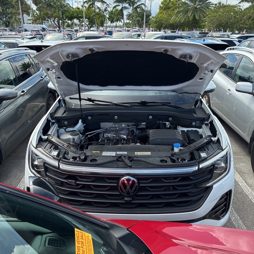 2024 Volkswagen Atlas Cross Sport SEL Premium R-Line 4Motion
