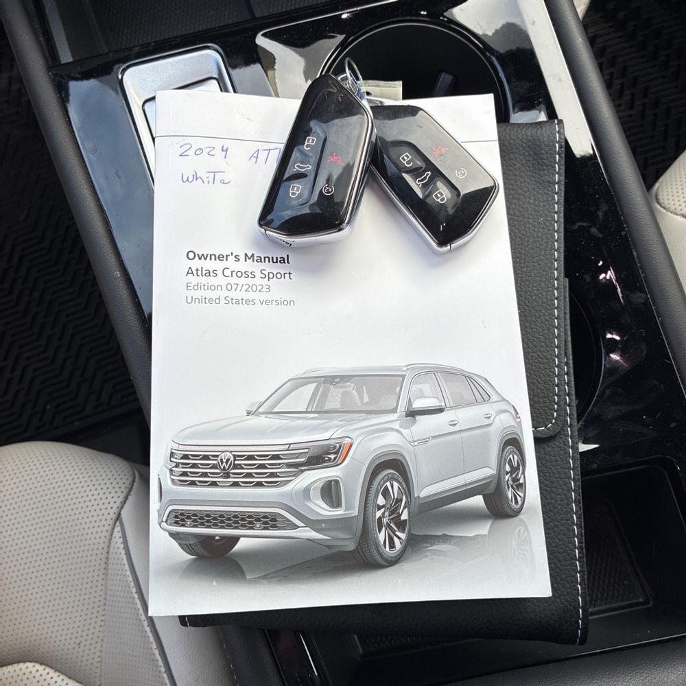 2024 Volkswagen Atlas Cross Sport SEL Premium R-Line 4Motion