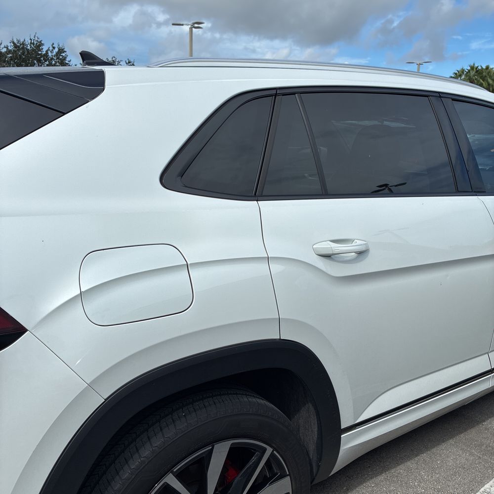 2024 Volkswagen Atlas Cross Sport SEL Premium R-Line 4Motion