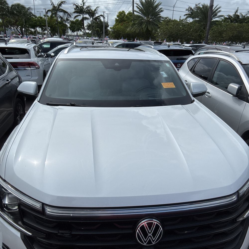 2024 Volkswagen Atlas Cross Sport SEL Premium R-Line 4Motion