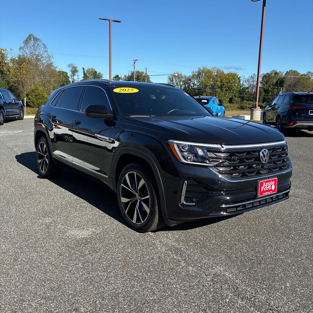 2025 Volkswagen Atlas Cross Sport SEL Premium R-Line 4Motion