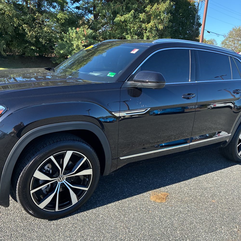 2025 Volkswagen Atlas Cross Sport SEL Premium R-Line 4Motion