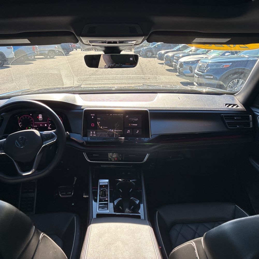 2025 Volkswagen Atlas Cross Sport SEL Premium R-Line 4Motion