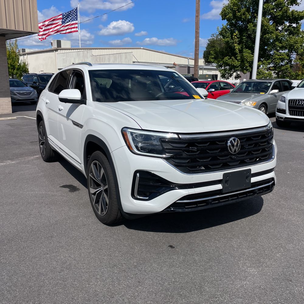 2025 Volkswagen Atlas Cross Sport SEL Premium R-Line 4Motion