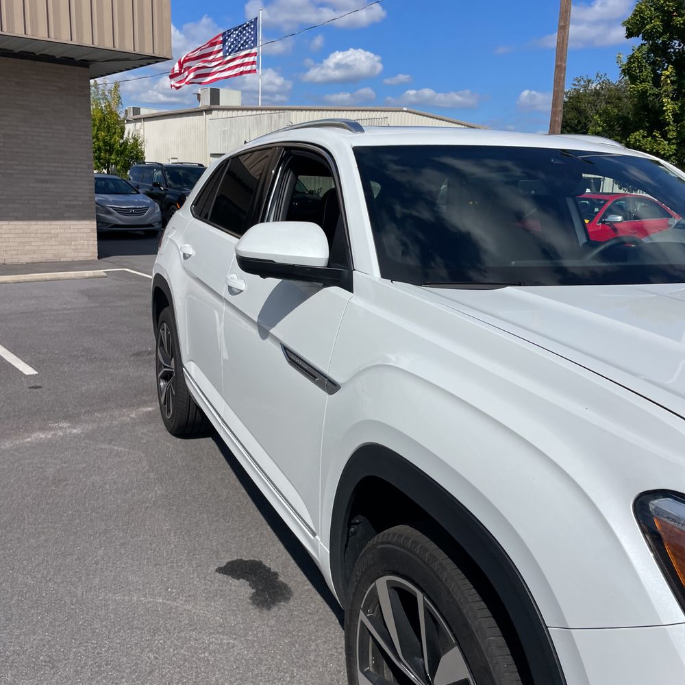 2025 Volkswagen Atlas Cross Sport SEL Premium R-Line 4Motion
