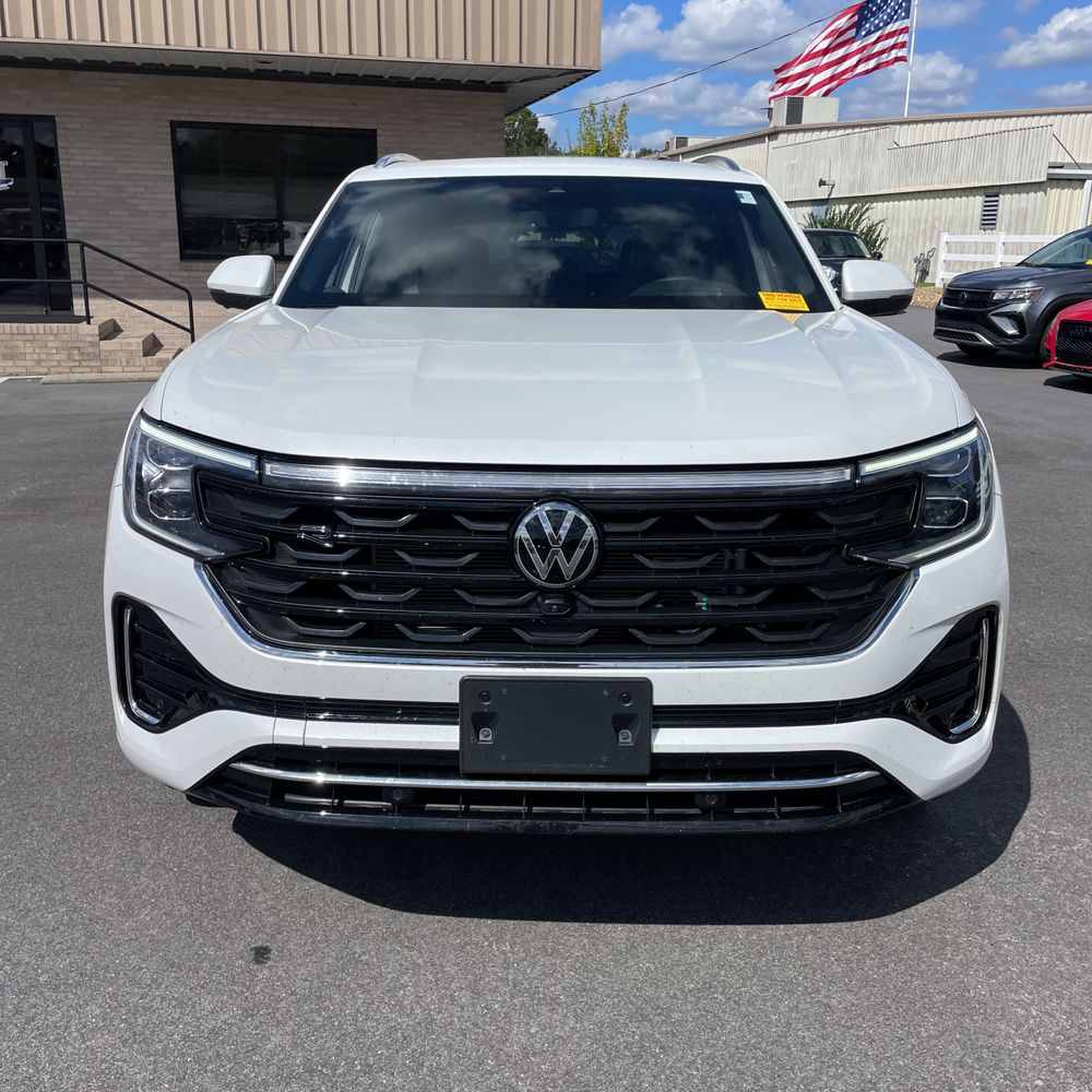 2025 Volkswagen Atlas Cross Sport SEL Premium R-Line 4Motion
