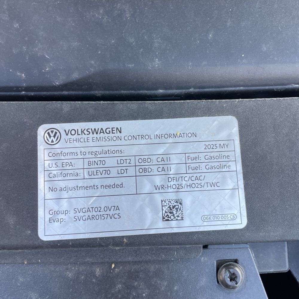 2025 Volkswagen Atlas Cross Sport SEL Premium R-Line 4Motion
