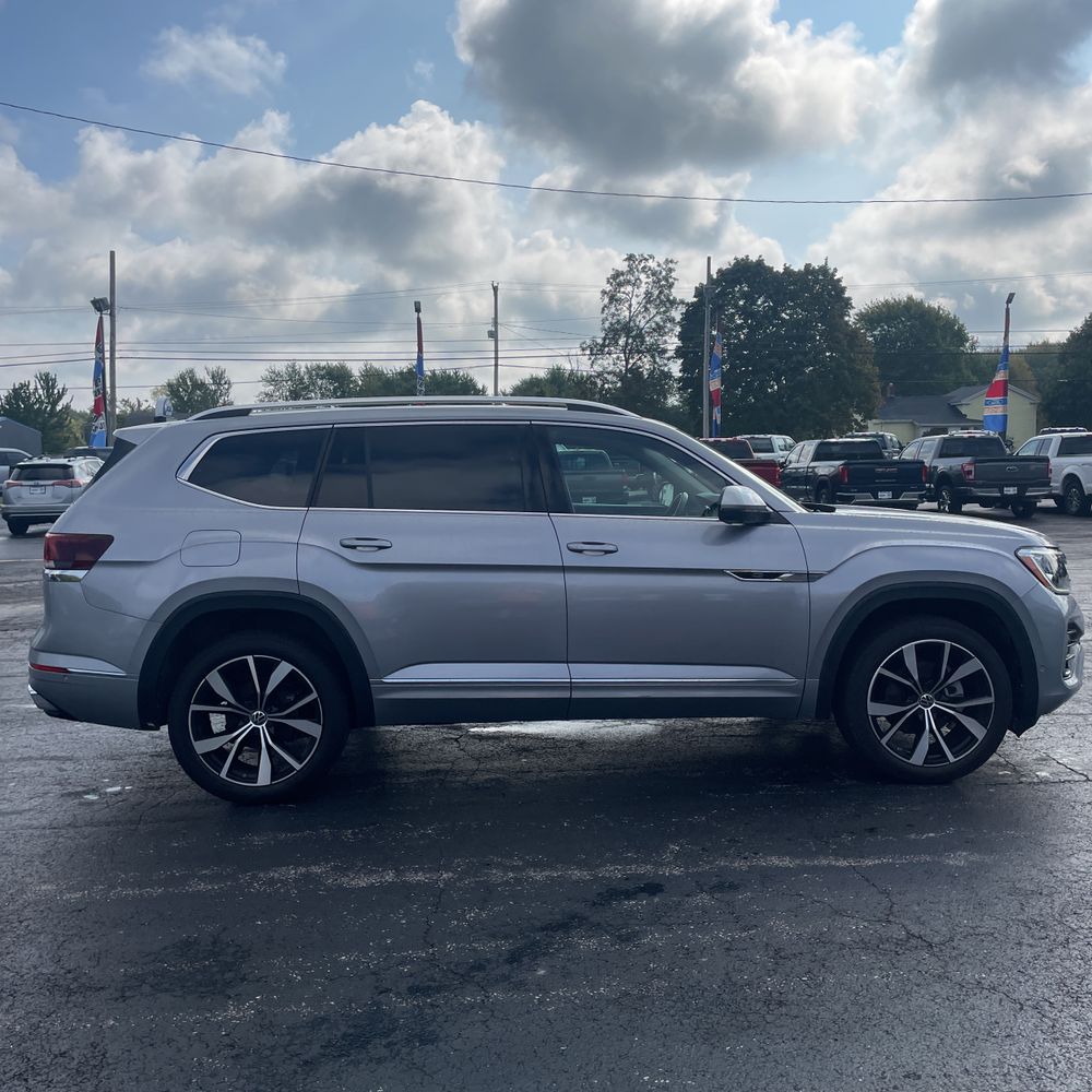 2024 Volkswagen Atlas SEL Premium R-Line 4Motion