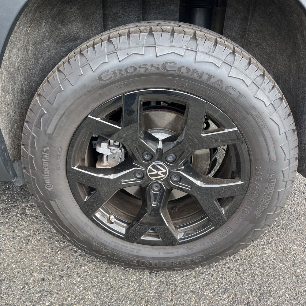 2024 Volkswagen Atlas Peak Edition SEL