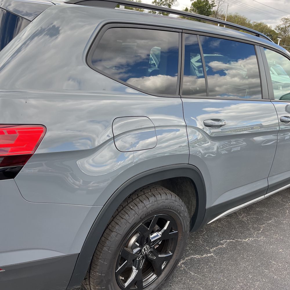 2024 Volkswagen Atlas Peak Edition SEL