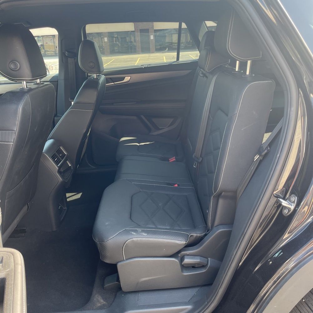 2025 Volkswagen Atlas Cross Sport SE