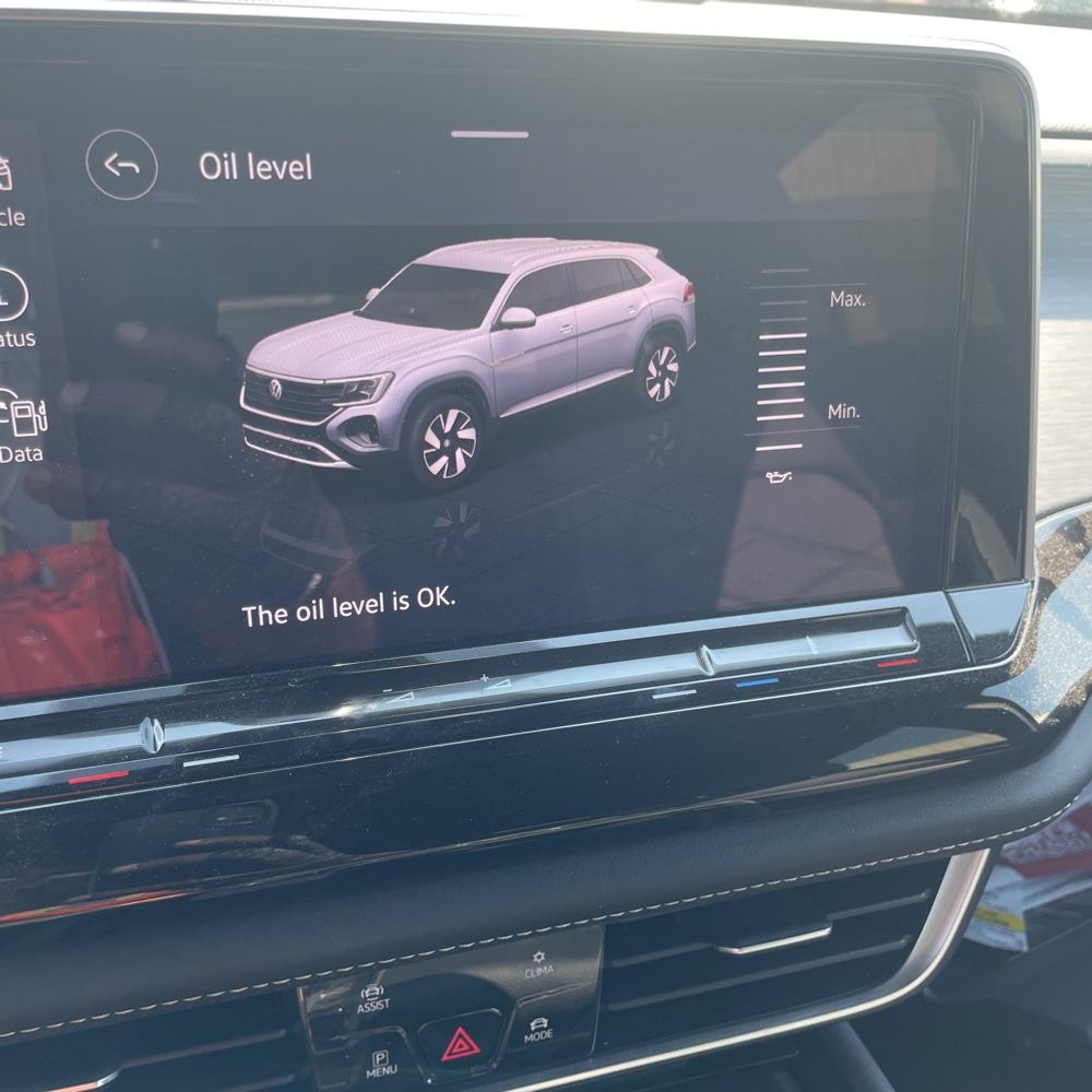 2025 Volkswagen Atlas Cross Sport SE
