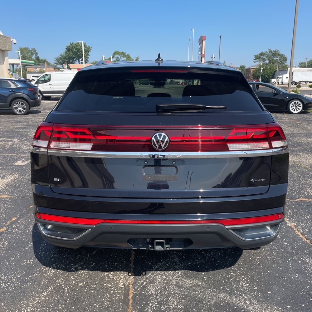2025 Volkswagen Atlas Cross Sport SE