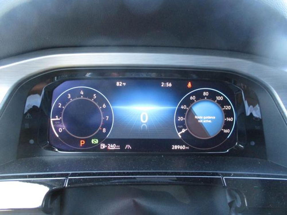 2025 Volkswagen Atlas Cross Sport 2.0T SE w/Technology