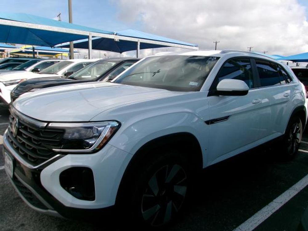 2025 Volkswagen Atlas Cross Sport 2.0T SE w/Technology