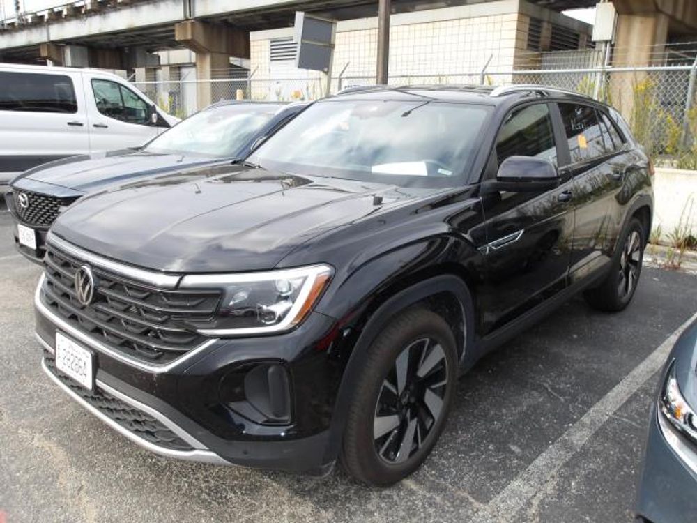 2025 Volkswagen Atlas Cross Sport 2.0T SE w/Technology