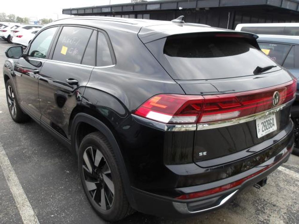 2025 Volkswagen Atlas Cross Sport 2.0T SE w/Technology