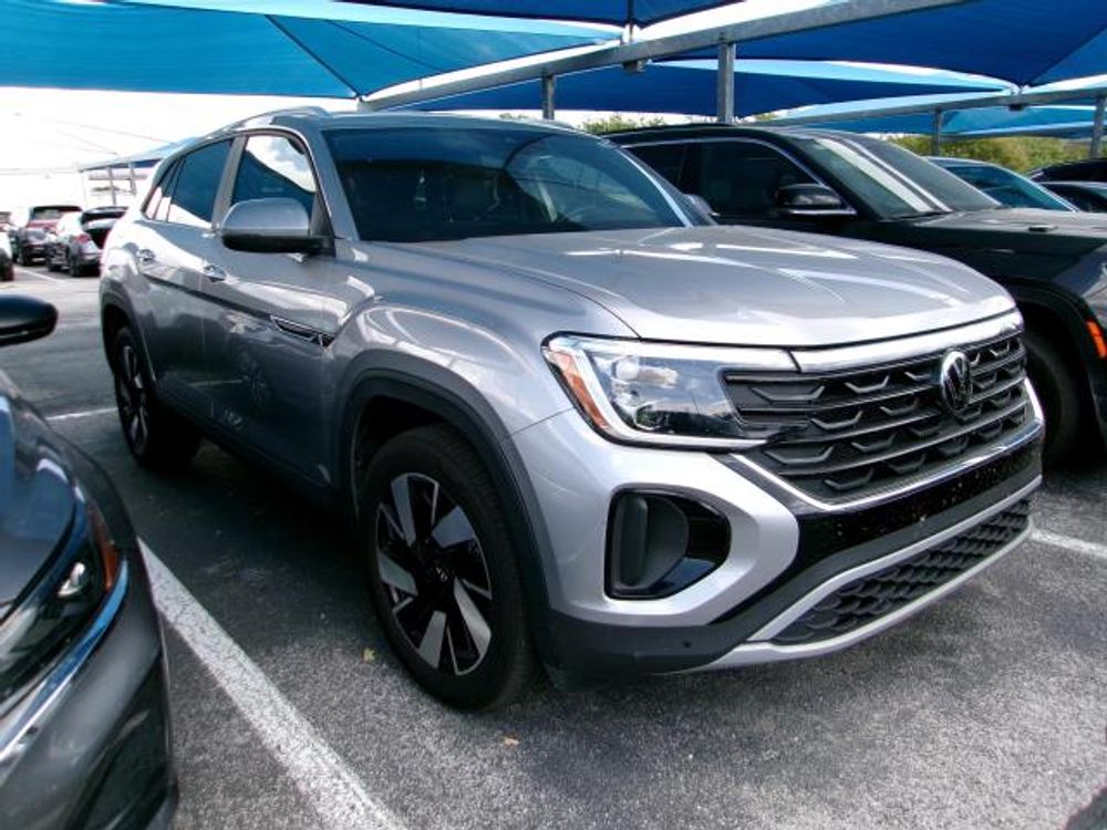 2025 Volkswagen Atlas Cross Sport 2.0T SE w/Technology