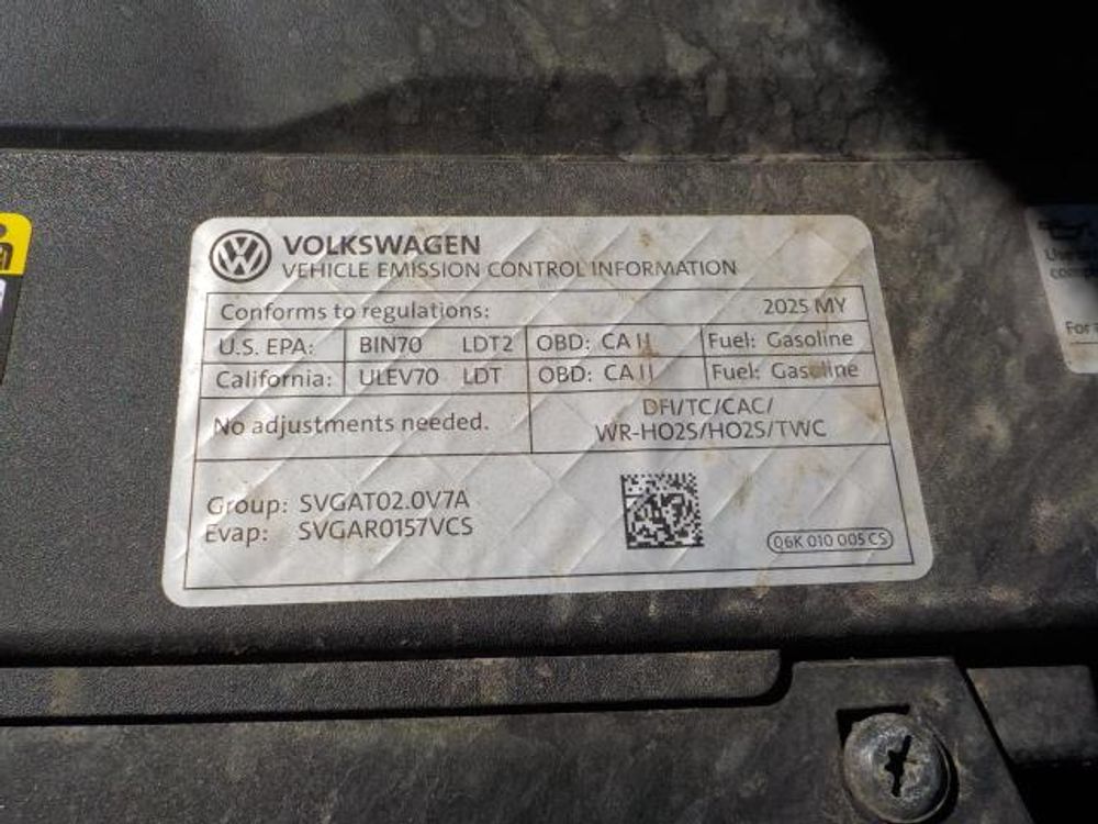 2025 Volkswagen Atlas 2.0T SE w/Technology