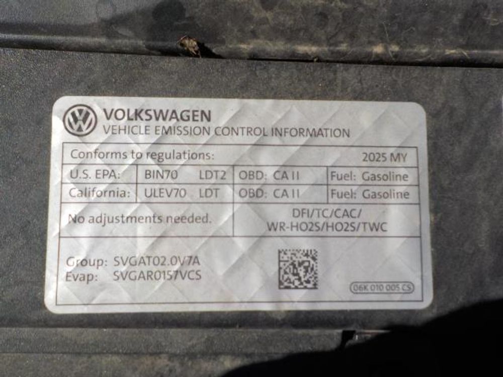 2025 Volkswagen Atlas 2.0T SE w/Technology